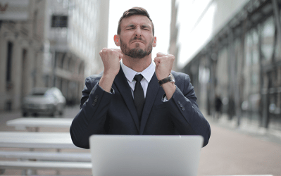 Zelfstandigen getroffen door de crisis : Verlenging van de maatregelen tot uitstel of vrijstelling van de sociale bijdragen